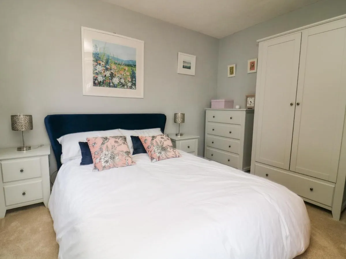Cornerways, 8 North Lane Villa York Holiday home
